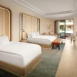 Xo Cape Arnna Hotel
