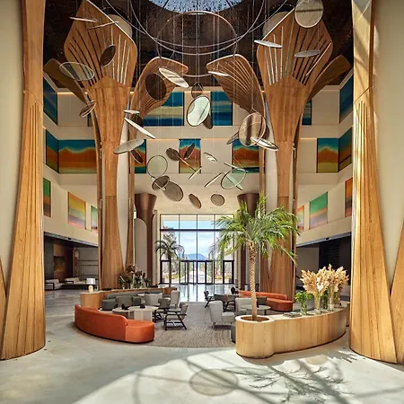 Xo Cape Arnna מלון