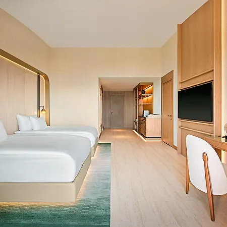 מלון Xo Cape Arnna 5*