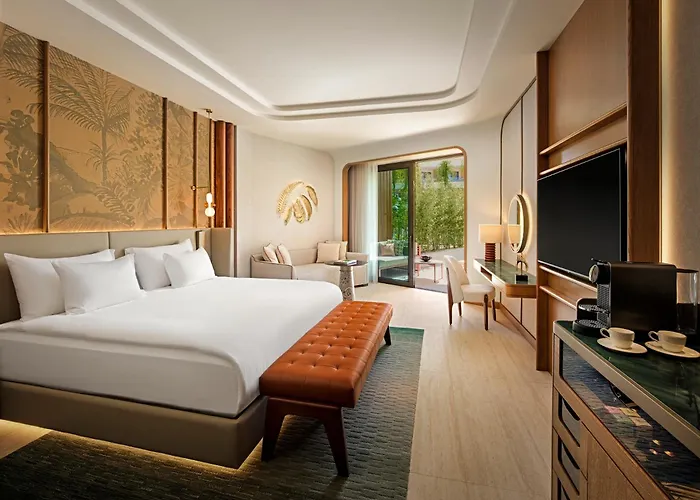 Xo Cape Arnna Hotel