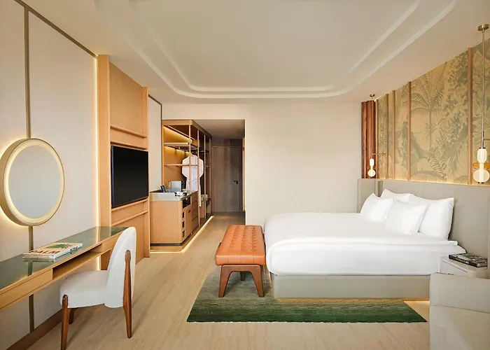 Xo Cape Arnna Hotel